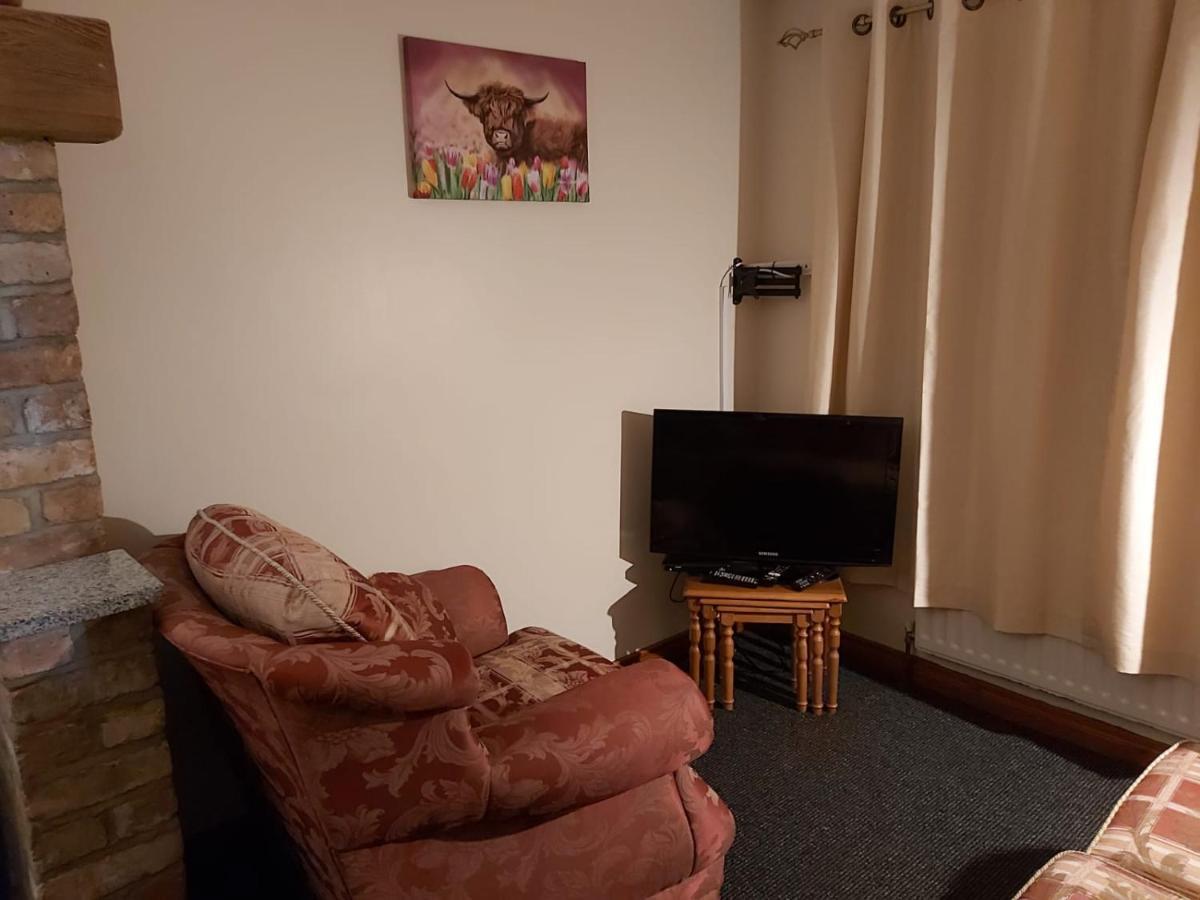 Lovely 2-Bed Cottage At The Foot Of The Mournes 뉴리 외부 사진
